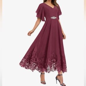 Elegant Burgundy Evening Dress